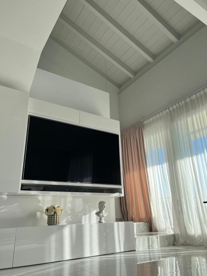 Paganini Suites And Apartments シルミオーネ エクステリア 写真