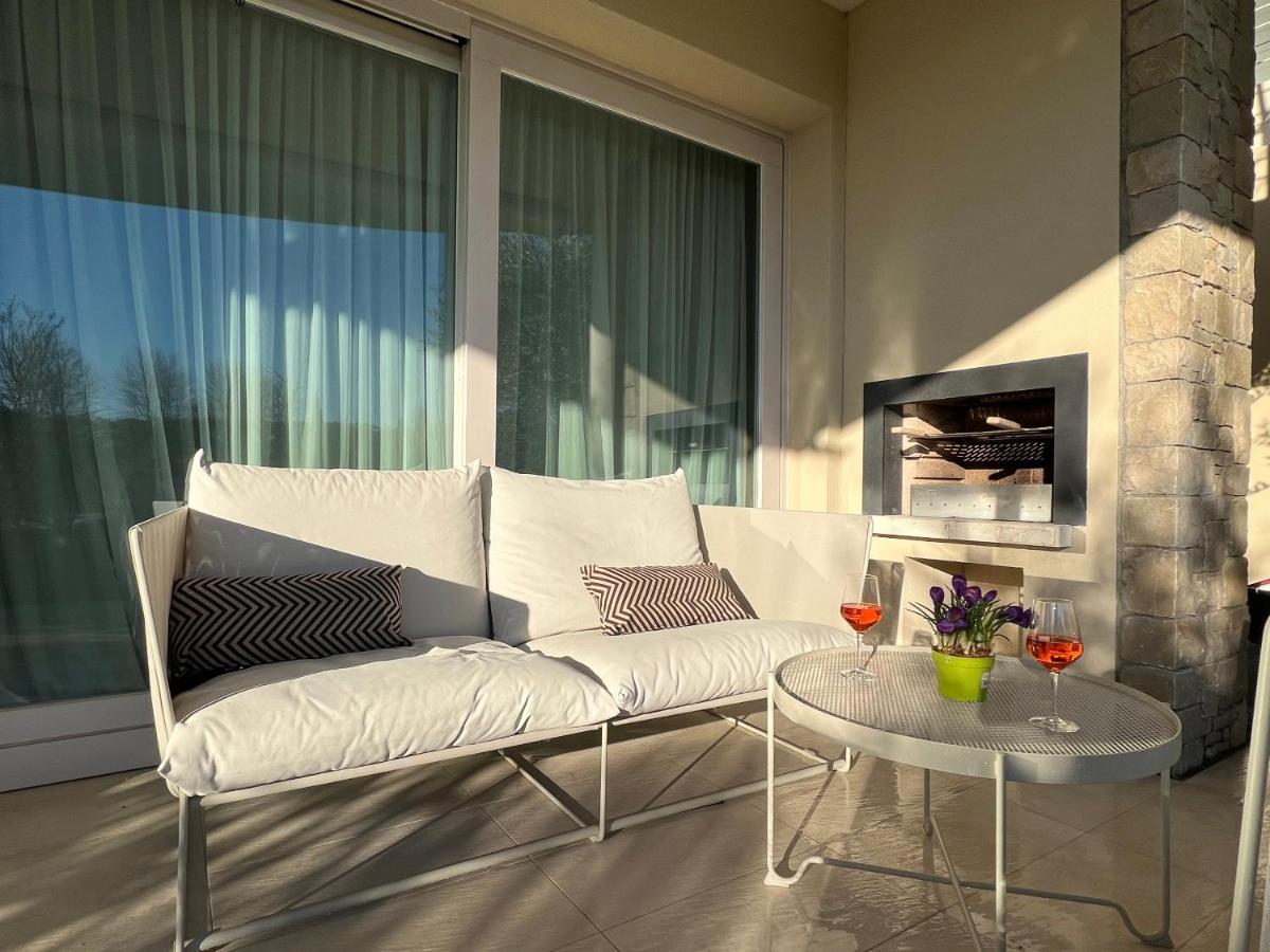 Paganini Suites And Apartments シルミオーネ エクステリア 写真