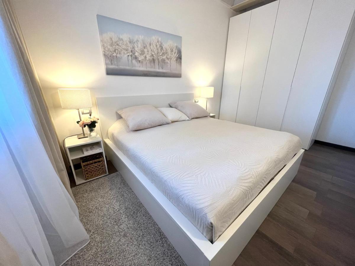 Paganini Suites And Apartments シルミオーネ エクステリア 写真